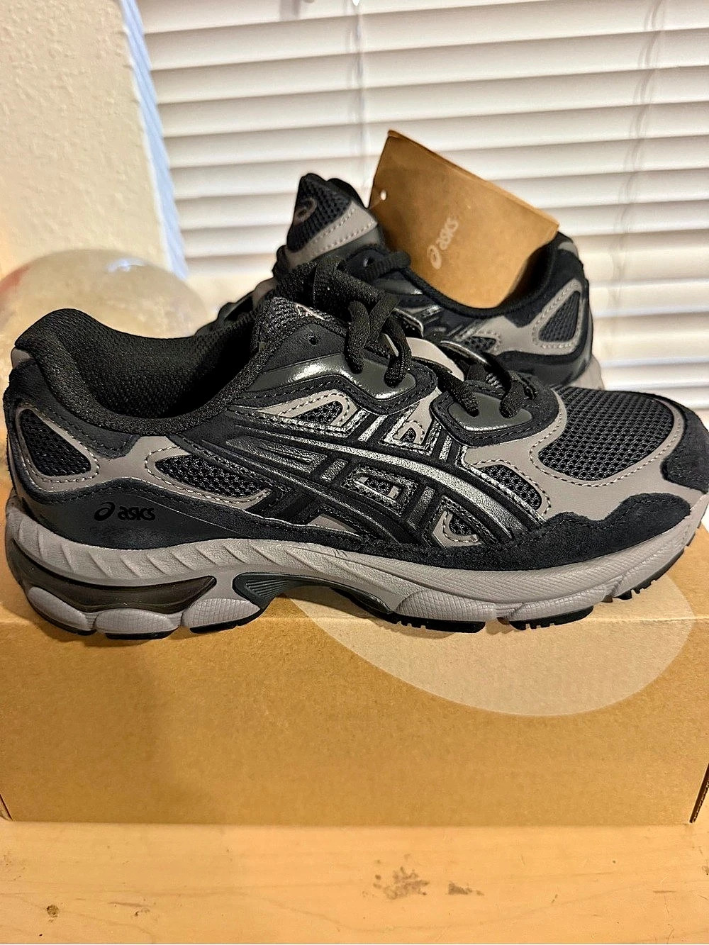 ASICS GEL-NYC GS Kids Sneakers Black & Gray US 4